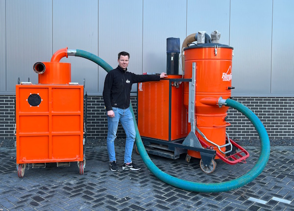 stofzuiger met een inhoud van 220 liter en een cycloon voorafscheider van 600 liter