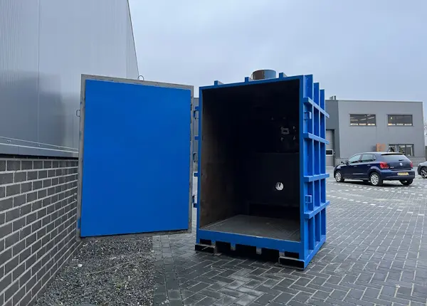 Big Bag cycloon voorafscheider huren om EPS op te zuigen schoon te maken