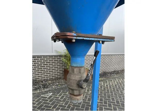 Cycloon voorafscheider 350 liter huren machine uitlaat