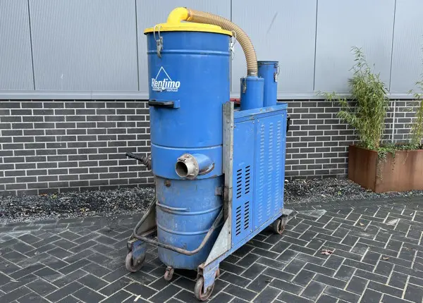 Industriële stofzuiger 7,5 kW 380 Volt Rentimo Huur voorkant